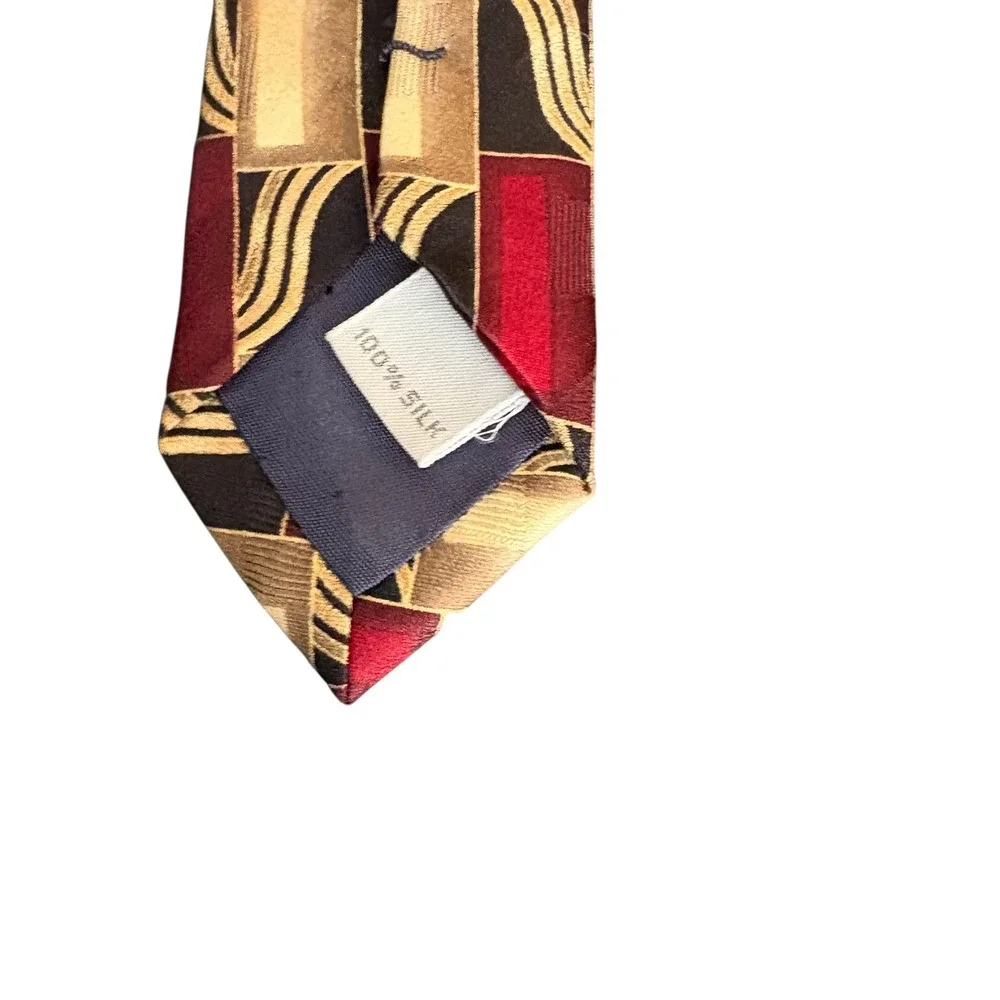 Signorcelli d'Italia Tie Men's 100% Silk Red Gold Black Geometric‎ Made in Korea